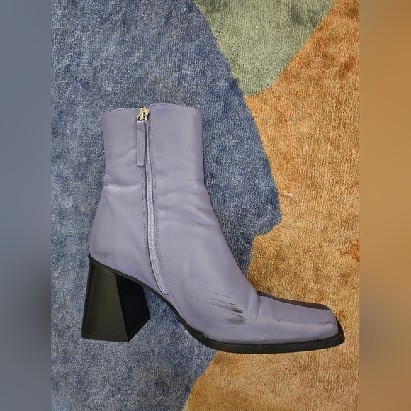 Alohas Purple/Lavendar Two Tone Ankle Boots - Picture 7 of 8